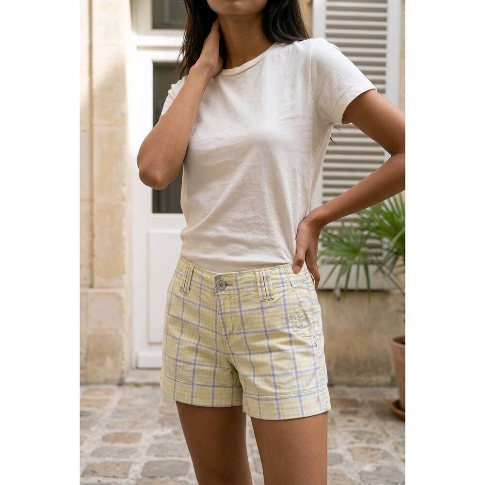 ☔️🔸️Levi's Yellow & Gray Plaid Shorts Size 8